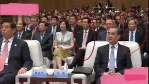 惊传许家印扯出大批高官：政治局常委9人，政治局委员19人，省部级88人。大多数中国人挺哈？都是“新青年”