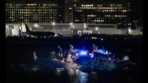 突发！美国首都撞机酿空难。DeepSeek闯大祸，老习被骗惨了？卢比奥祝贺农历新年不提中国，中国人自己偷改。央视春晚大穿帮